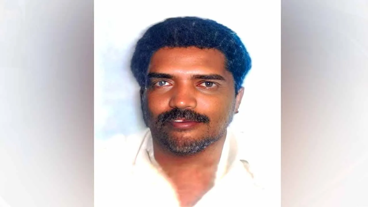  Second husband who burned wife's children for money and they treated in critical condition 