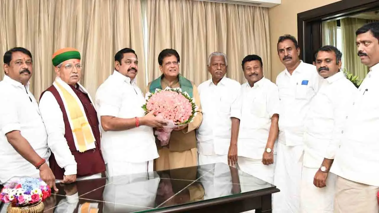  "மக்கள் விரோத திமுக ஆட்சியை வீழ்த்திக் காட்டுவோம்…’’  - தேர்தல் ஆலோசனைக்குப் பின் இபிஎஸ் நம்பிக்கை!