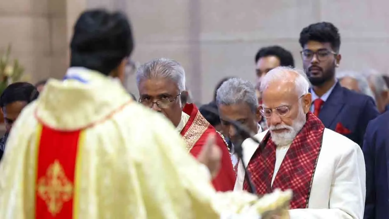  Prime Minister Modi participated in Christmas worship 