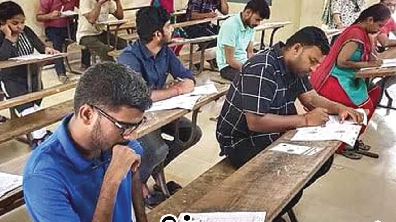  உதவிப் பேராசிரியர் தேர்வு! வசூல் வேட்டையில் பழைய டீம்!