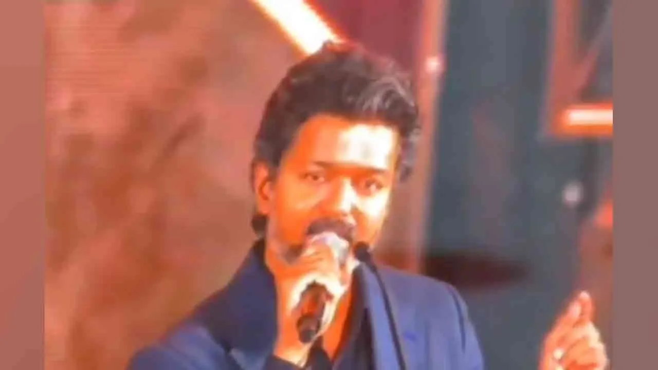  “ரசிகர்களுக்காக சினிமாவை விட்டுக் கொடுக்கிறேன்” - விஜய் பேச்சு!