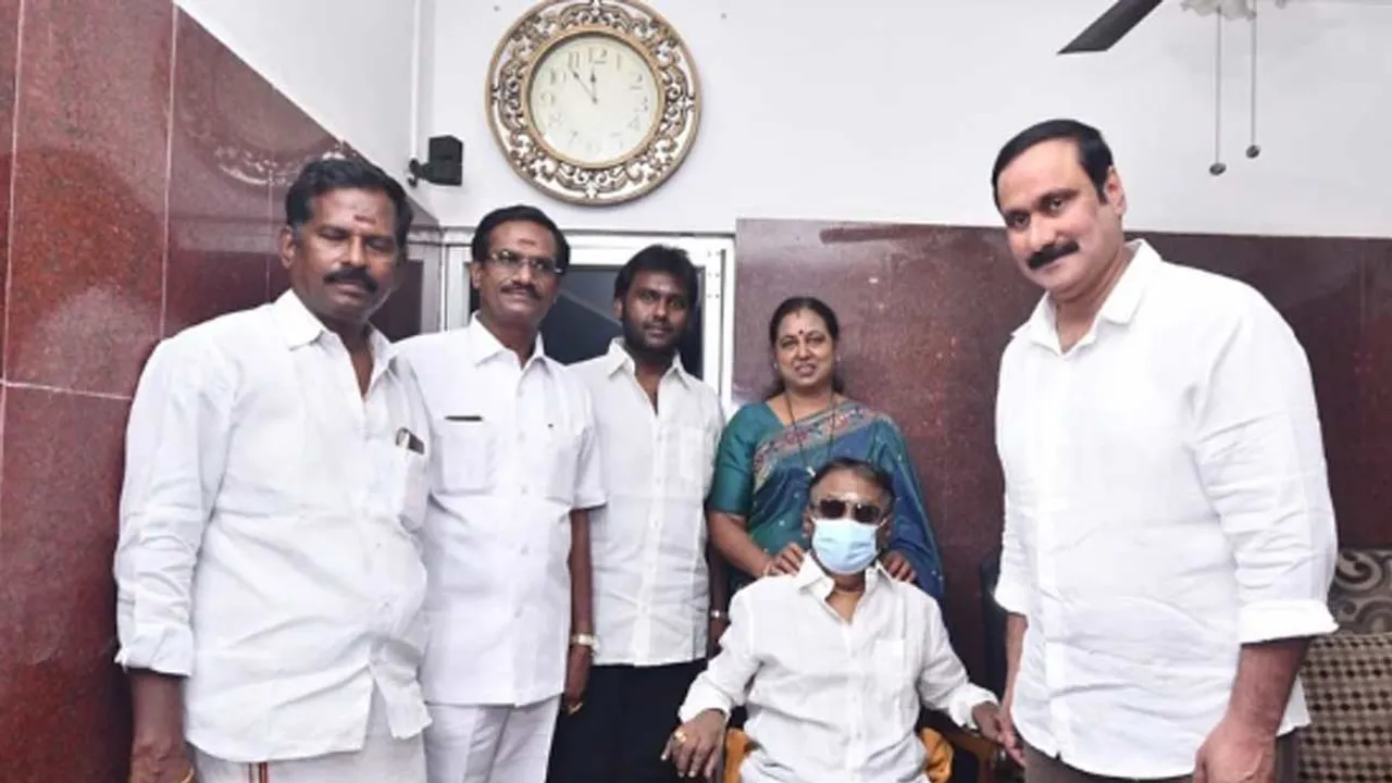  pmk Photograph: (anbumani) 