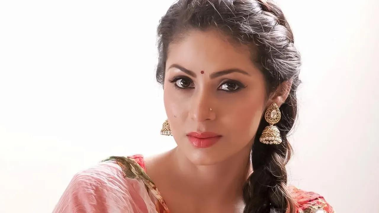  மீண்டும் நடிக்க வருகிறாரா சதா?