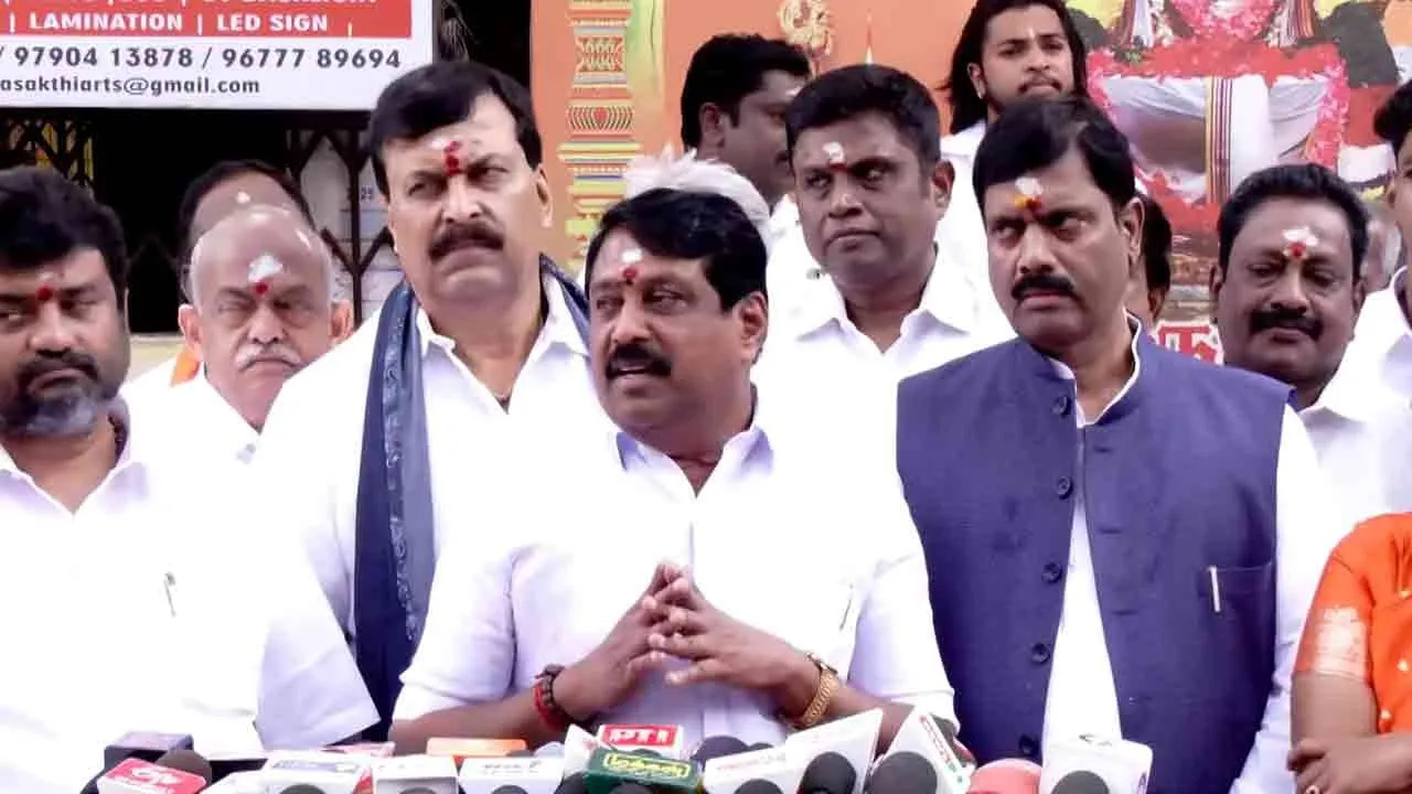  Nainar Nagendran said We are not putting pressure on the AIADMK 
