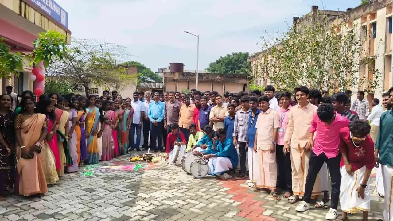  அண்ணாமலைப் பல்கலைக்கழகத்தில் களைகட்டிய சமத்துவப் பொங்கல் விழா!