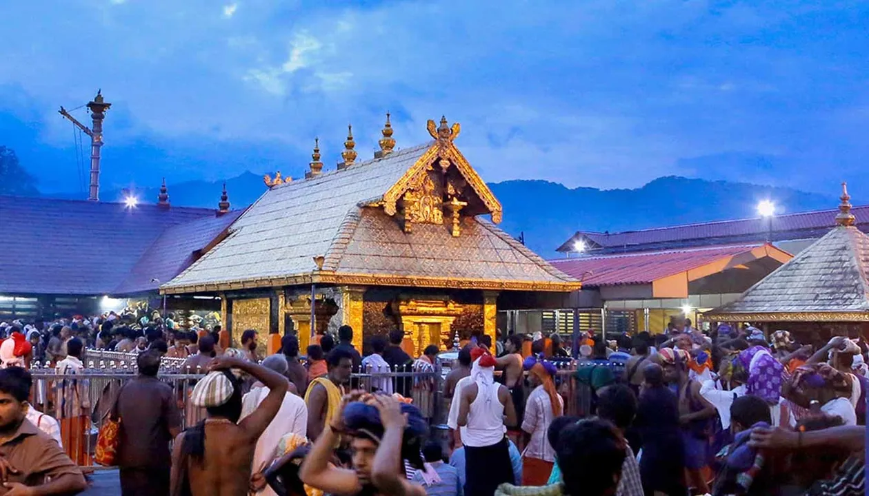  Irregularities in ghee distribution at Sabarimala; Devotees upset Photograph: (sabarimalai) 