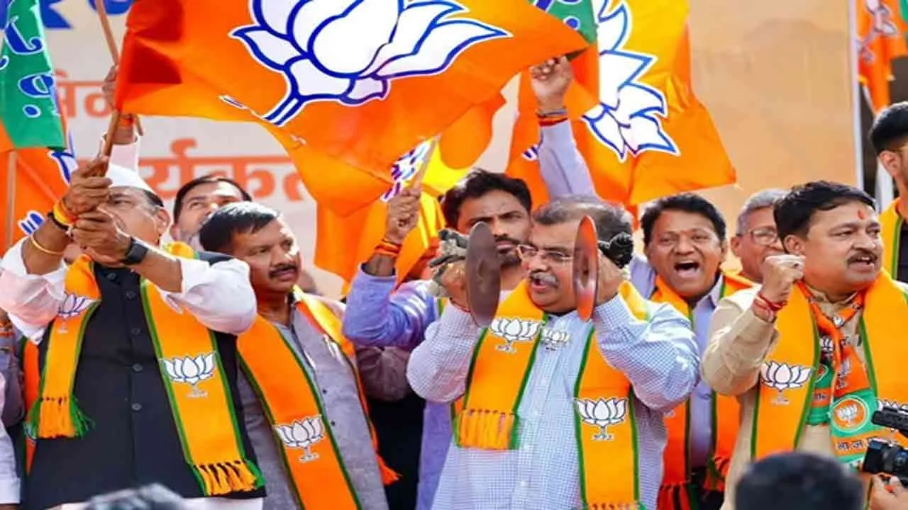  BJP wins by a landslide, defeating the opposition on Maharashtra local body elections 