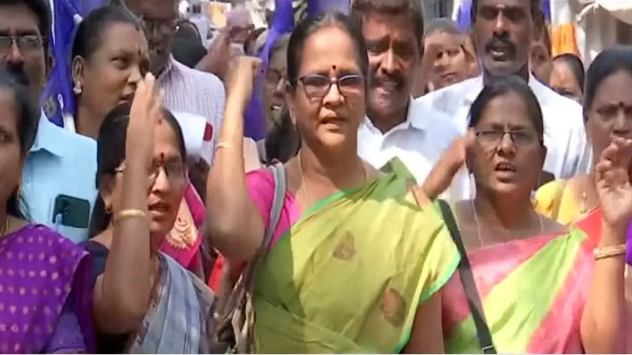  Nutritional food workers protest across Tamil Nadu today 