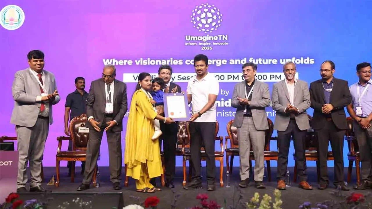  கொரிய தமிழ்ச்சங்கத்துக்கு அரசின் பாராட்டு; பயிற்சி முடித்த மாணவர்களுக்குப் பட்டயங்கள்!