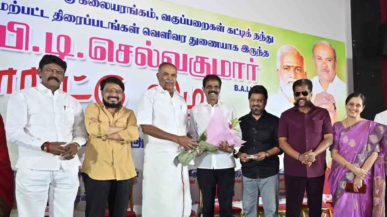  விஜயின் முன்னாள் மேலாளர் பி.டி.செல்வகுமாருக்கு பாராட்டு விழா!