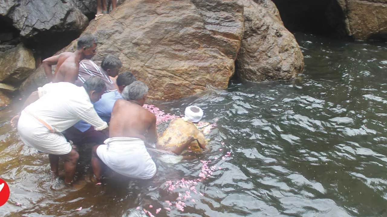 சித்தர்களைத்  தேடி மலைப்பயணம்!  7 - முத்தா லங்குறிச்சி காமராசு