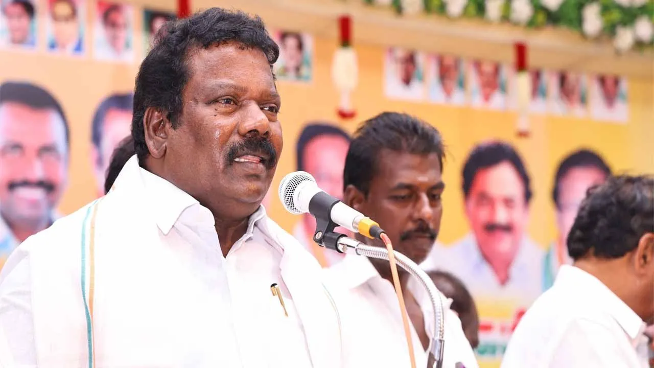  “மக்கள் நலனுக்காக காங்கிரஸ் கட்சி உறுதியான அரசியல் போராட்டத்தை தொடரும்” - செல்வப்பெருந்தகை!