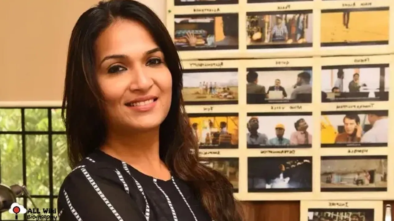  "அப்பாவின் சிறந்த படங்களின் வரிசையில் கூலி இல்லை" - சௌந்தர்யா ரஜினிகாந்த்!