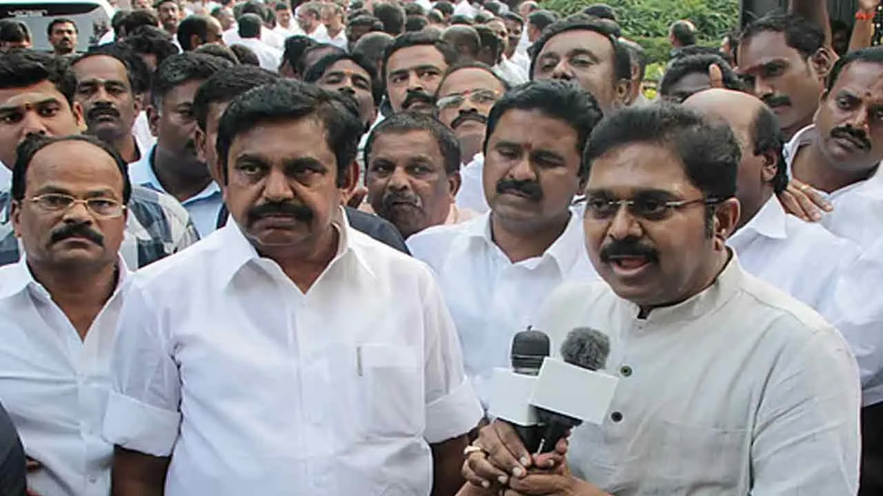  'If you join, will the volunteers change their minds?' - puthumadam haleem Photograph: (politics) 