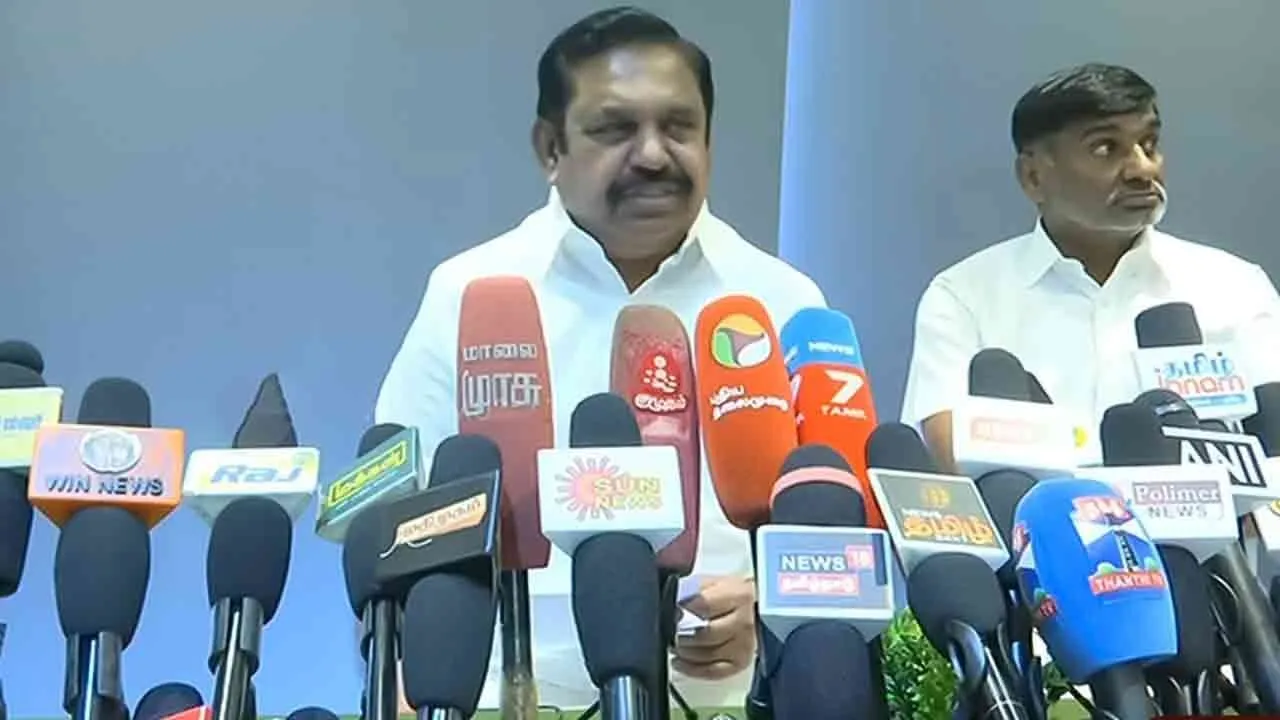  Edappadi Palaniswami criticizes the magalir urimai thogai announced by Tamil Nadu government 