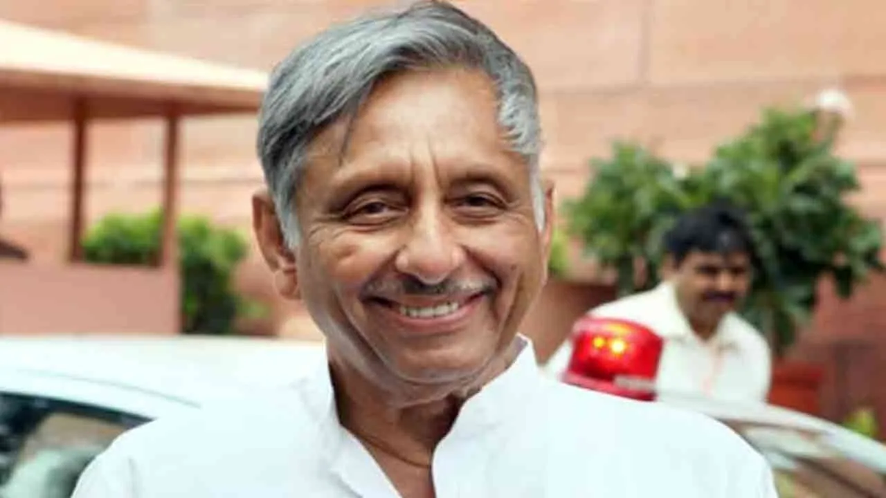  Mani Shankar stirs up controversy; Congress executives upset Photograph: (political) 