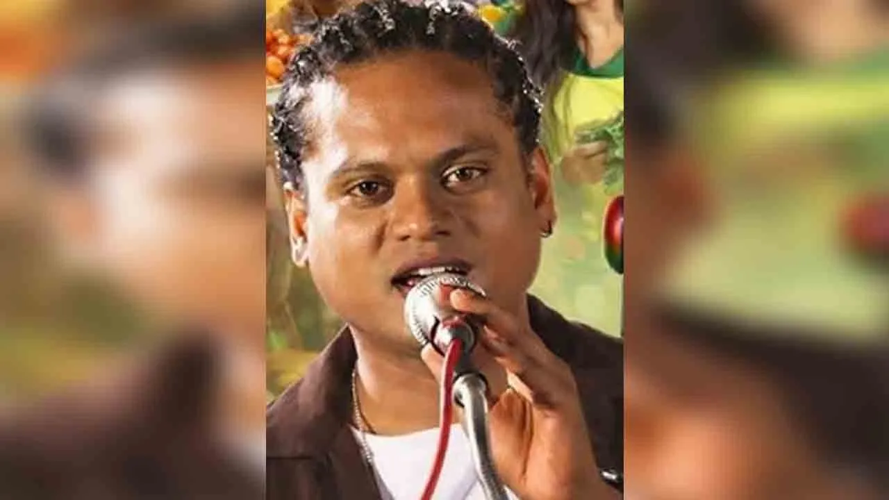  ‘நண்பர்கள் இல்லாமல் நானில்லை’ - ‘4 இடியட்ஸ்’ பட விழாவில் புகழ் நெகிழ்ச்சி!