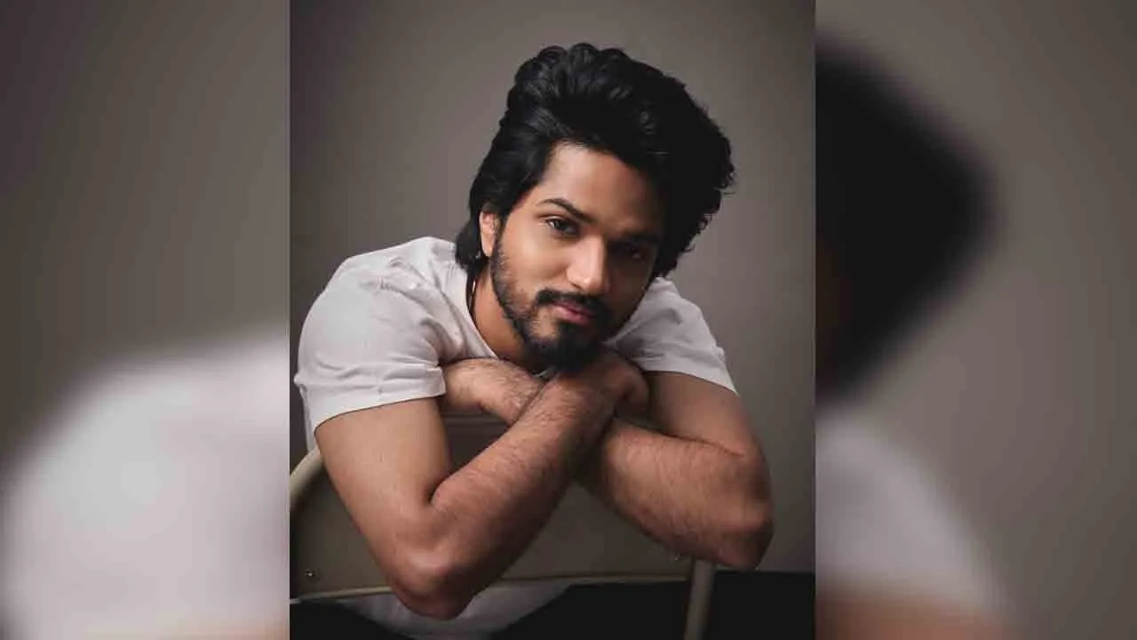  நாயகனாகும் பிரபல இசையமைப்பாளர் மகன்!