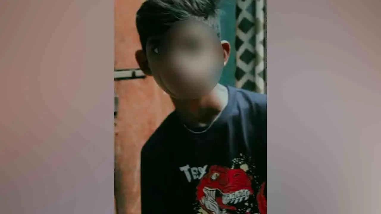  8ஆம் வகுப்பு மாணவன் ரயில் முன் பாய்ந்து தற்கொலை!