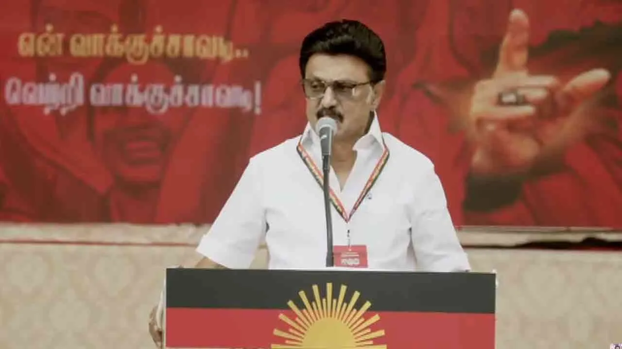  MK Stalin criticizes Prime Minister Modi praises Jayalalitha, wondering if will get votes 