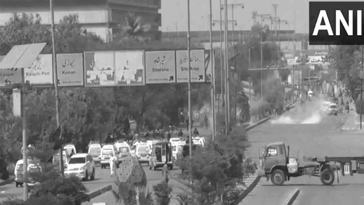  அமெரிக்க தூதரகம் மீது தாக்குதல் : 9 பேர் உயிரிழப்பு!