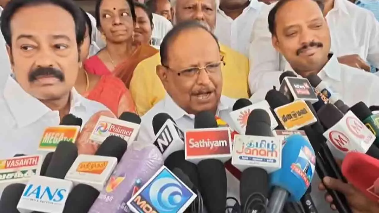  Minister Ragupathi said Congress can enter the Assembly only if it joins DMK 