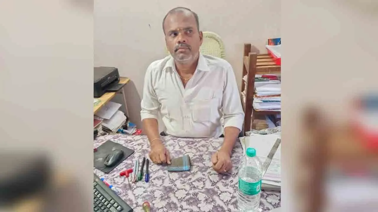  விவசாயிடம் லஞ்சம் கேட்ட மின்பொறியாளர் கைது!