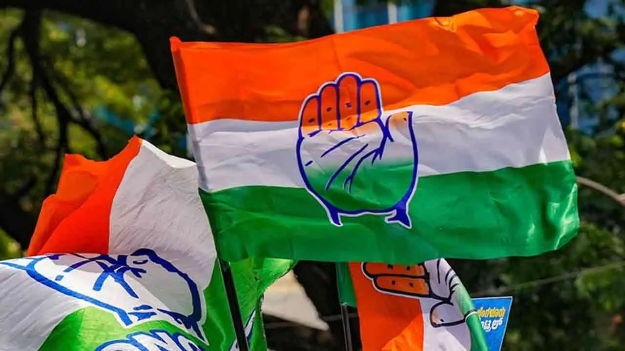  “தேர்தலில் போட்டியிட லஞ்சம் வாங்கிய சோனியா குடும்பத்தினர்...” - பா.ஜ.க. குற்றச்சாட்டு!