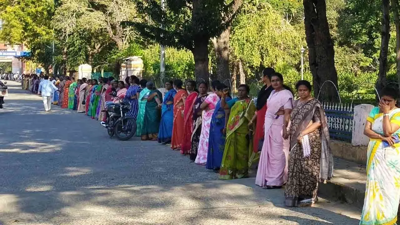  struggle intensifies at Annamalai University for Negotiations fail 