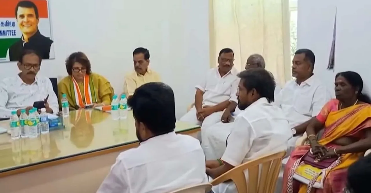  Seat sharing talks Congress shows resolve in Puducherry after TN Photograph: (congress) 