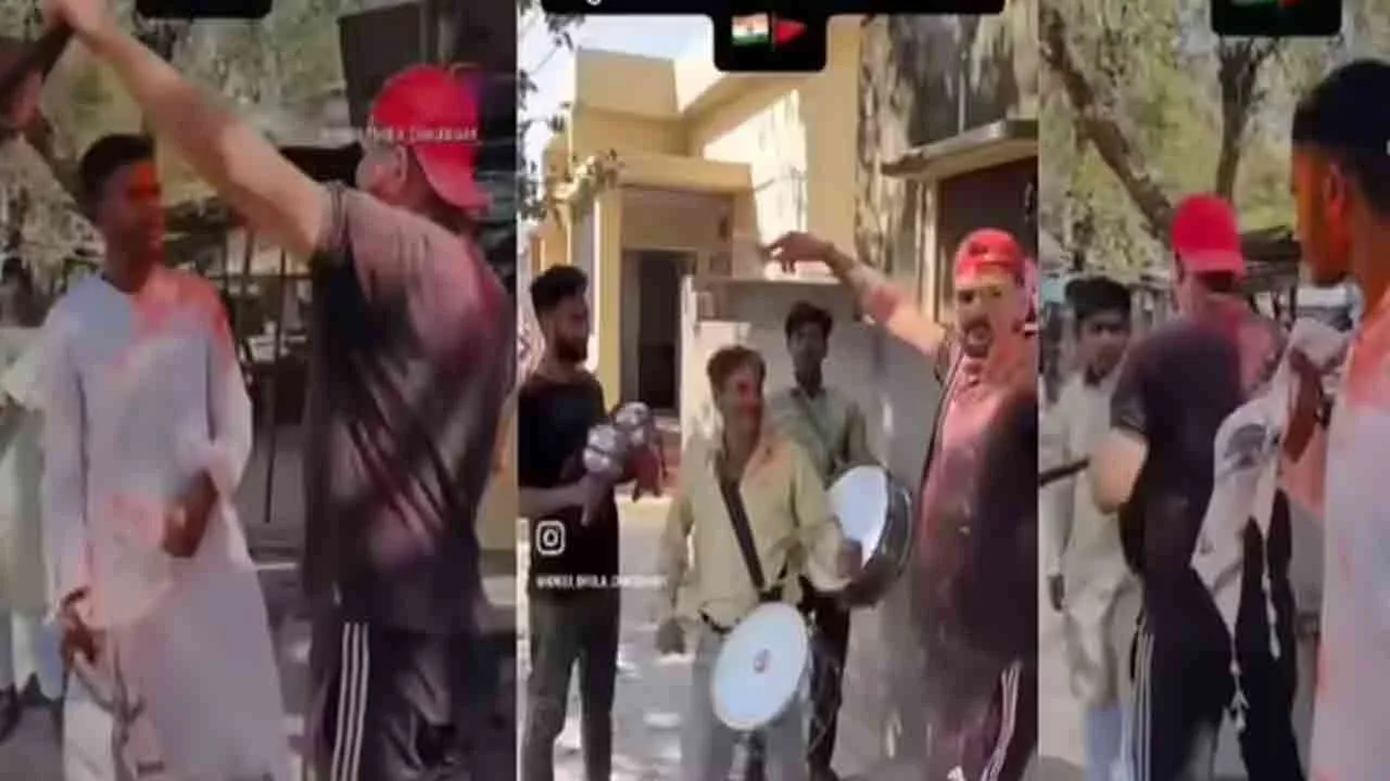  Man threatens Muslim youth  should say Jai Shri Ram 