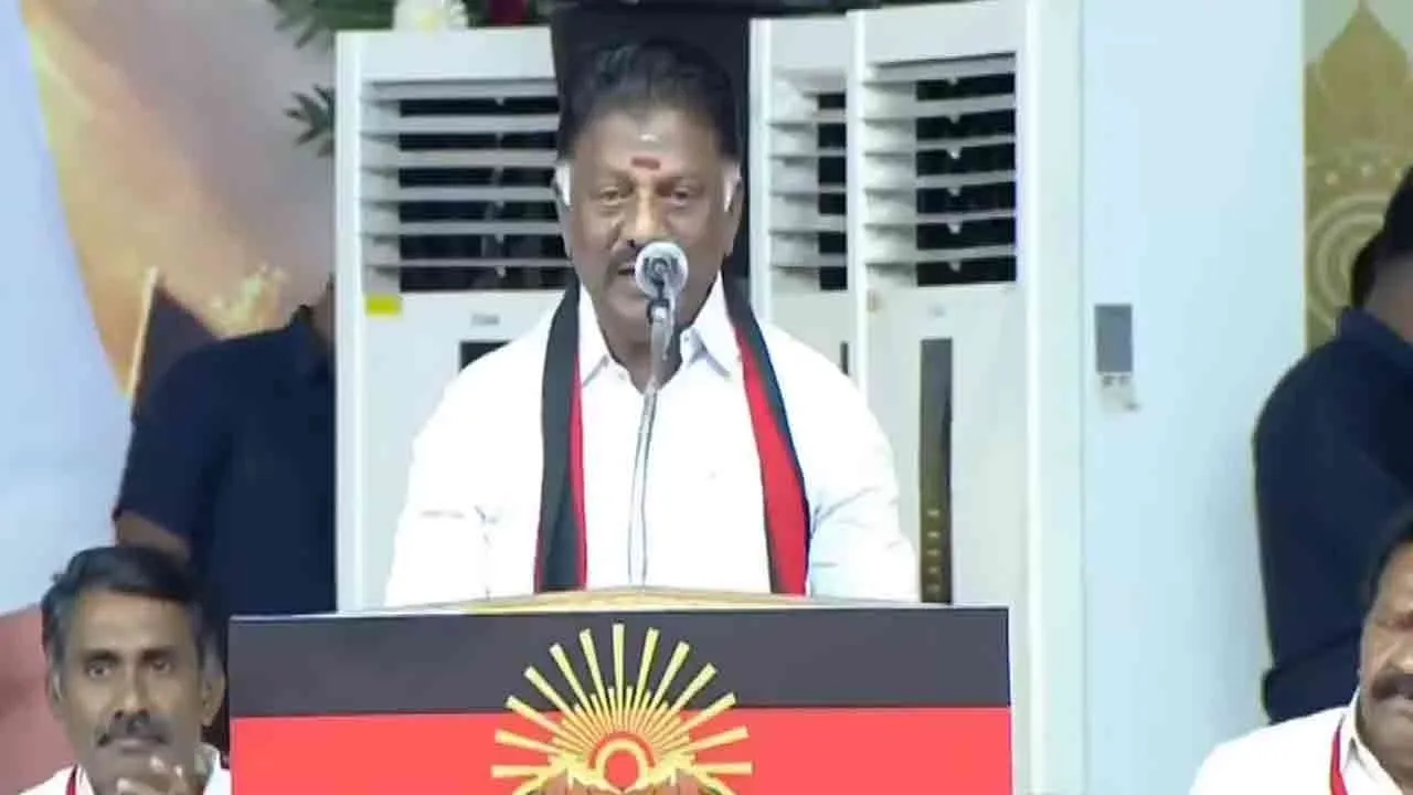  O.panneerselvam criticizing amdk before the Chief Minister m.k.stalin 