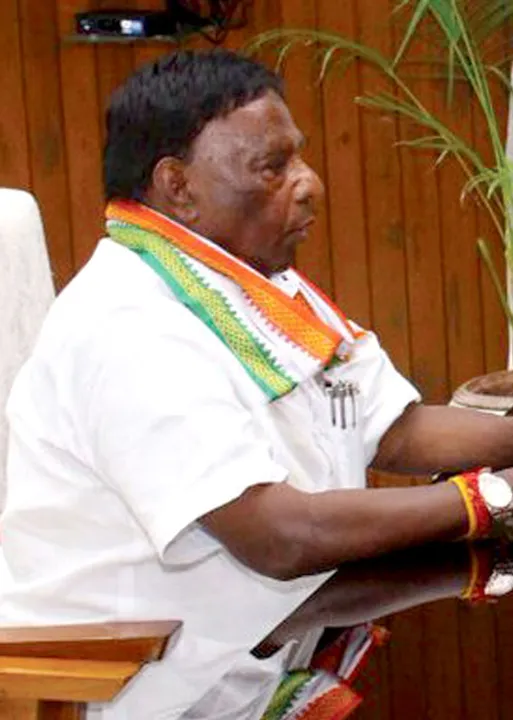  முதல்வர் பதவிக்கு வேட்டு வைக்கும் வாரியங்கள்! -அதிருப்தியில் நாராயணசாமி!
