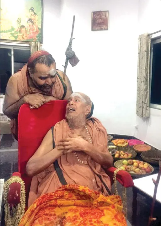  மரணம் துரத்திய கடைசி நாட்கள்! ஜெயேந்திரரை ஏமாற்றிய விஜயேந்திரர்!