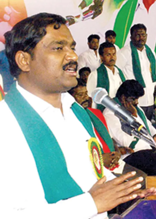  மத்திய அரசு அலுவலகங்களைப் பூட்டுவோம் -வேல்முருகன் ஆவேசம்!