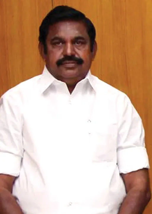  ஜெயலலிதாவை மிஞ்சும் எடப்பாடி! -மன்னார்குடி ஷாக்!