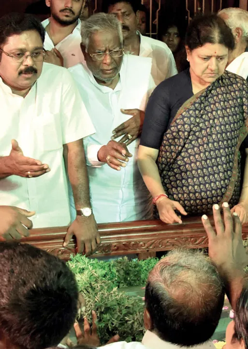  நிழல் மனிதரின் கடைசிப் பயணம்!