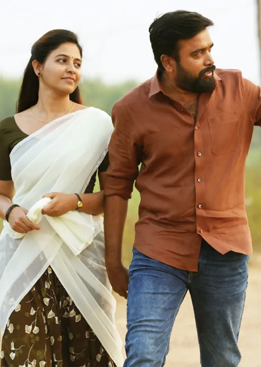  சசிகுமாரும்... அஞ்சலியும்...