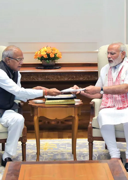  இ.பி.எஸ். - ஓபி.எஸ். நாடகம்! கோபத்தில் மோடி!