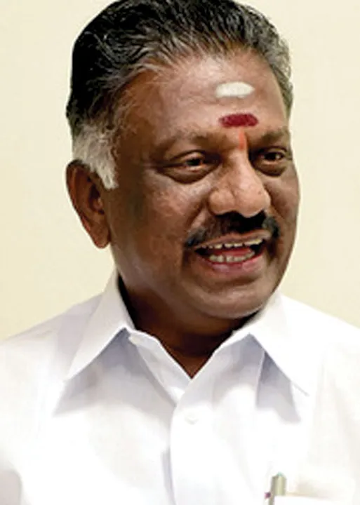  நம்பிக்கை தளராத இ.பி.எஸ்.! ஸ்டே கேட்காத தினகரன்!