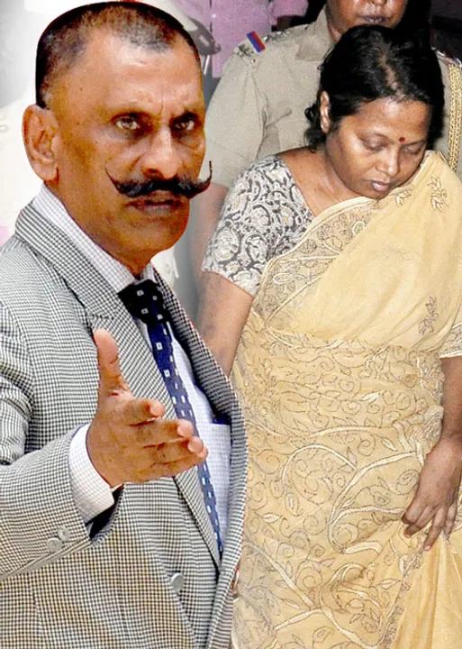  ரகசிய டீல்! பொன்மாணிக்கவேலிடம் இருந்து சசிகலா உறவுகளைக் காப்பாற்றும் எடப்பாடி