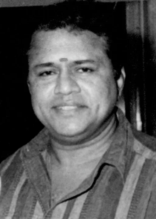  கர்ஜனை! -"இளையவேள்'’ராதாரவி (102)
