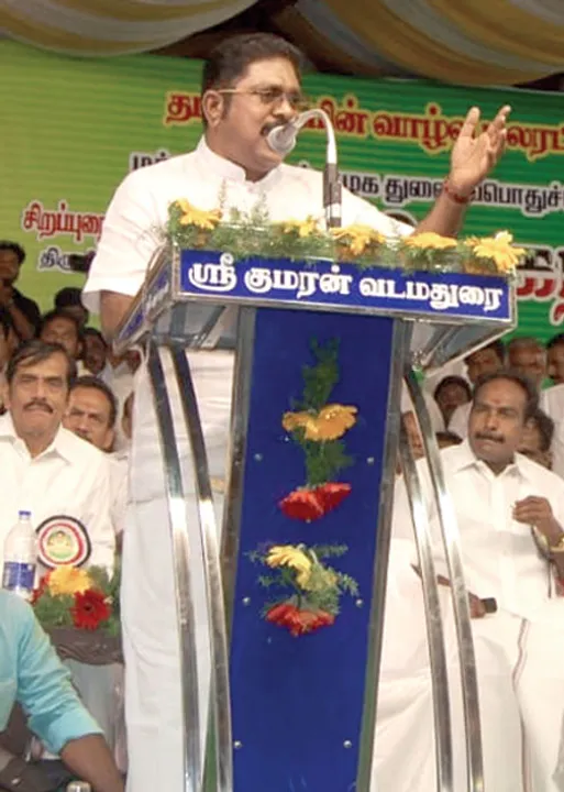  தி.மு.க.வுடன் எடப்பாடி கூட்டணி! வெளுத்த தினகரன்!