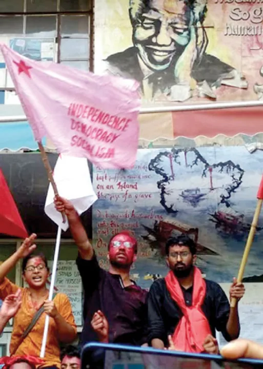 ஒன்று சேர்ந்தால் ஓட ஓட விரட்டலாம்! -எதிர்க்கட்சிகளுக்குப் பாடம் சொல்லும் மாணவர்கள்!