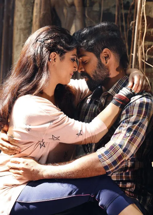  வரலட்சுமியின் ஒத்துழைப்பு! -சிலிர்க்கும் புதுமுக நடிகர்!
