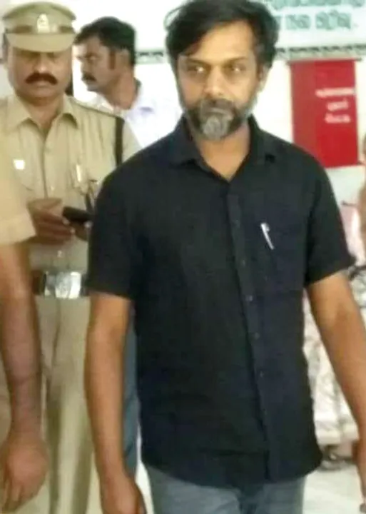  கொல்லத் துடிக்குது அரசு! தீவிர சிகிச்சையில் திருமுருகன் காந்தி