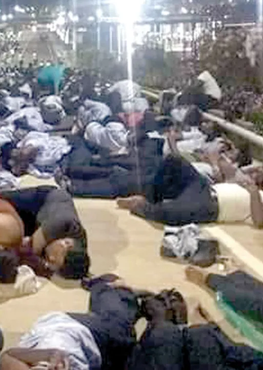  மிரட்டும் பன்னாட்டு நிறுவனங்கள்! விரட்டப்படும் பணியாளர்கள்!