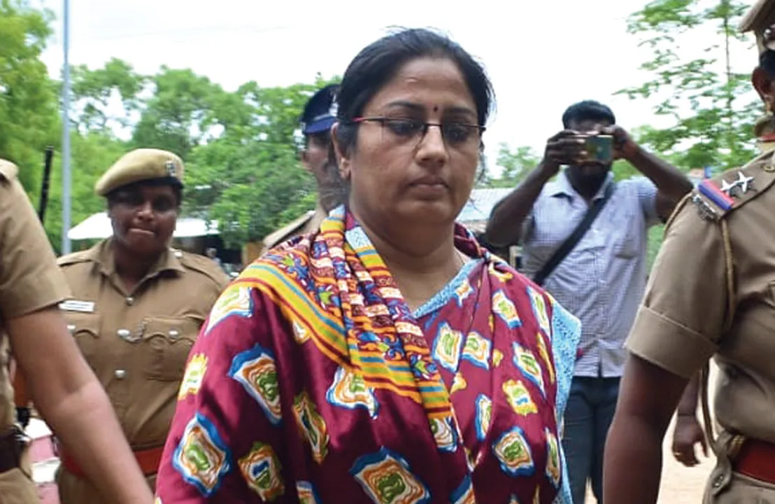  ‘கவர்னருக்காக மாற்றப்பட்ட வாக்குமூலம்! -நிர்மலாதேவி வழக்கில் தில்லாலங்கடி!