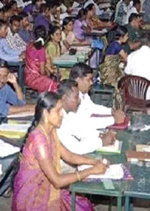  ஆசிரியர் இடமாறுதல்! ஆண்டுக்கு 100 கோடி லஞ்சம்! -ஆடியோ ஆதாரம்!