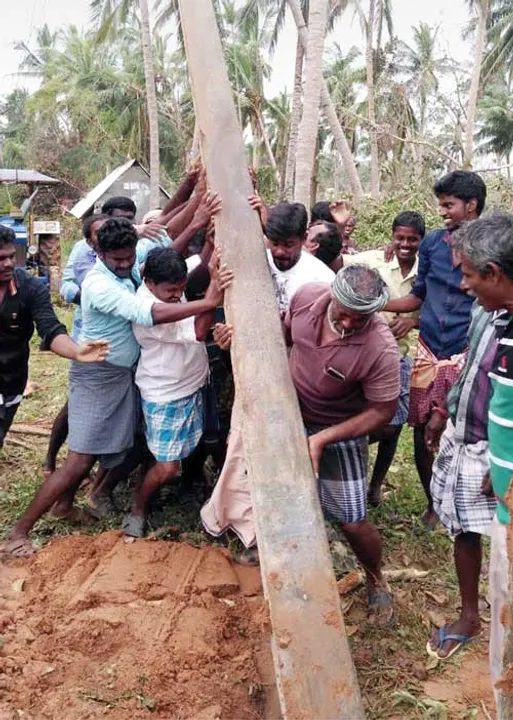  வஞ்சிக்கும் அரசுகள்! வாழ்வை மீட்கும் இளைஞர்கள்! -புதிய பாதையில் "கஜா' நிலம்!